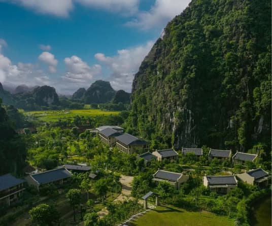  Jiva Hoa Lu Retreat