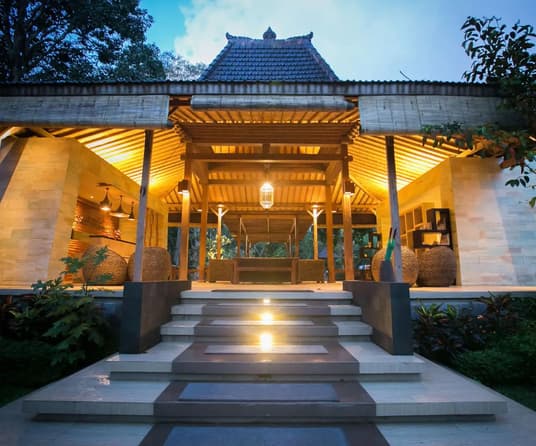Senetan Villas and Spa Resort