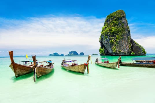 Absolute Twin Sands Resort & Spa