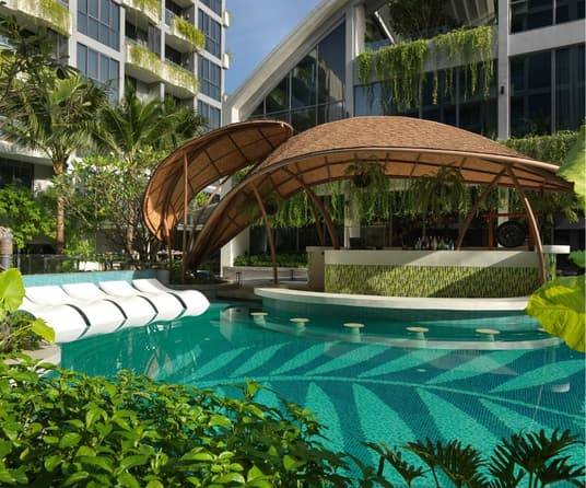 La Green Hotel and Residence