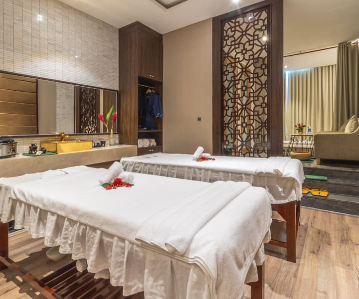 Wyndham Danang Golden Bay photo 3