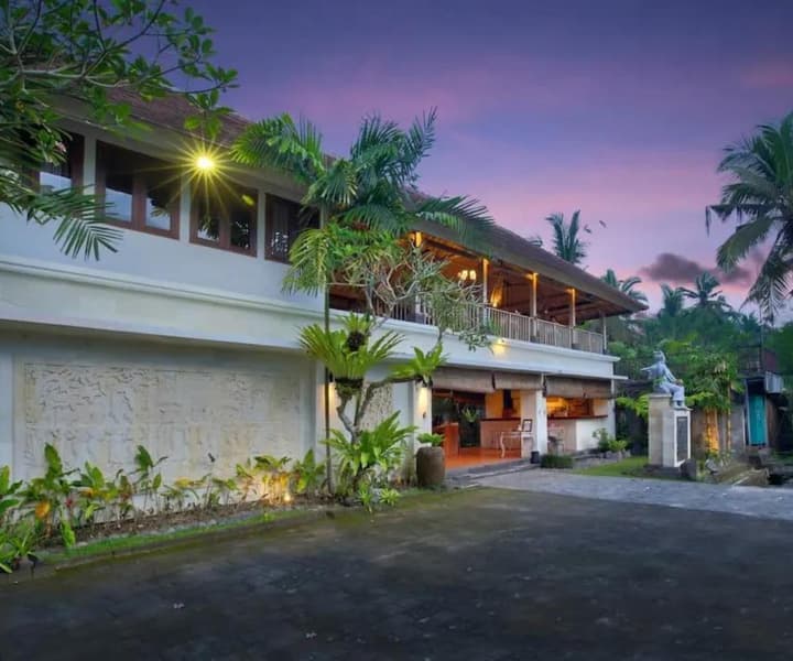 Bali Package - Ubud & Seminyak photo 3